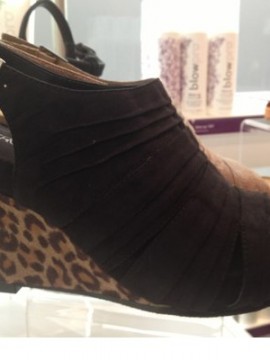 aerosoles leopoard wedge
