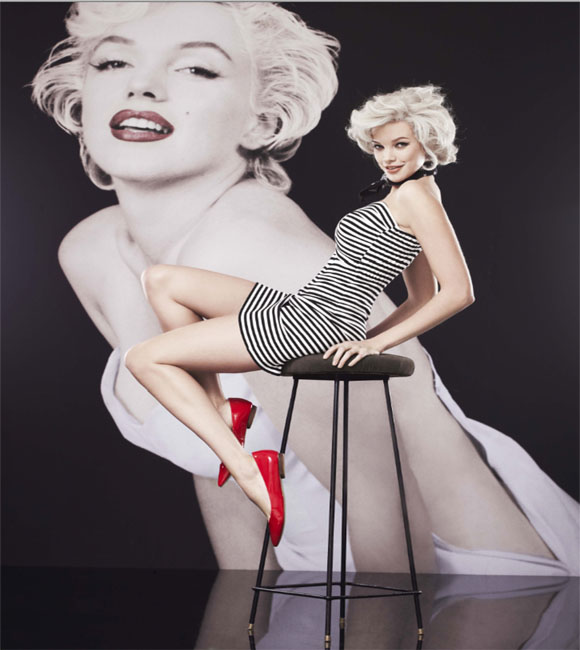 Marilyn Monroe black and white striped dress