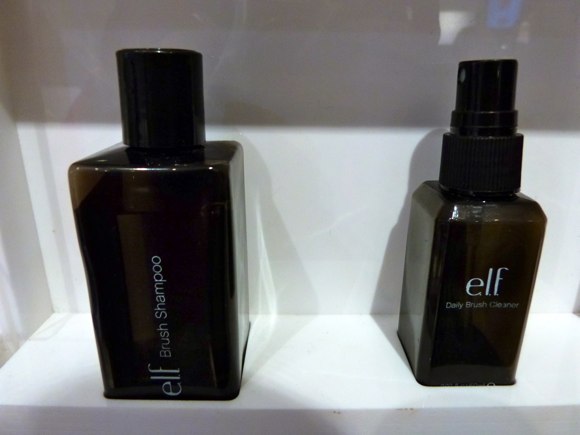 elf brush shampoo