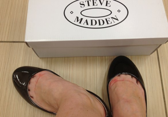 steve madden famous footwear