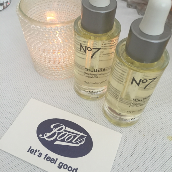 boots no 7 youthful facial oil_