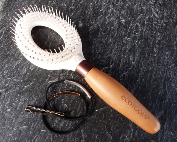 eco tools hair brush